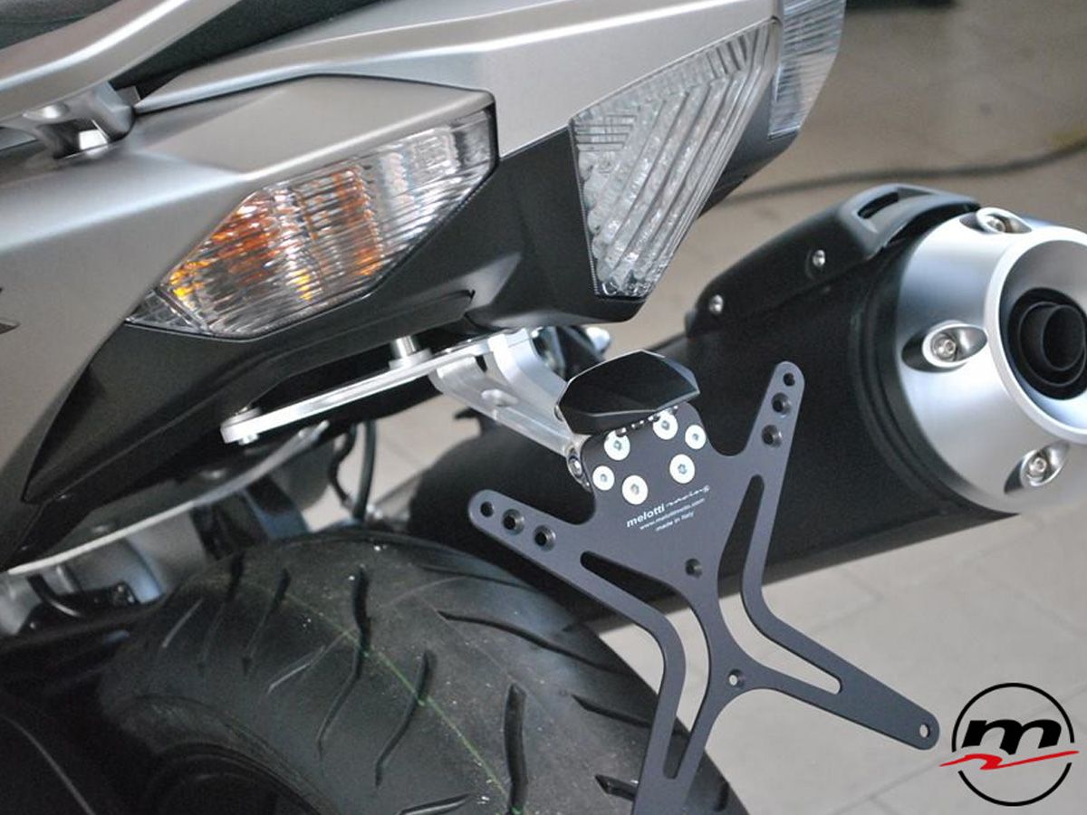 Portatarga Rizoma tmax 530 2014 Yamaha Regolabile Completo Luce Catarifrangente