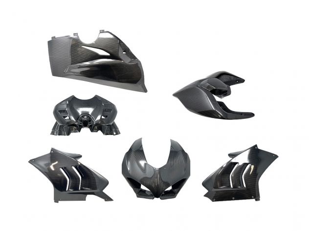 EXTREME COMPONENTS COMPLETE FAIRINGS...
