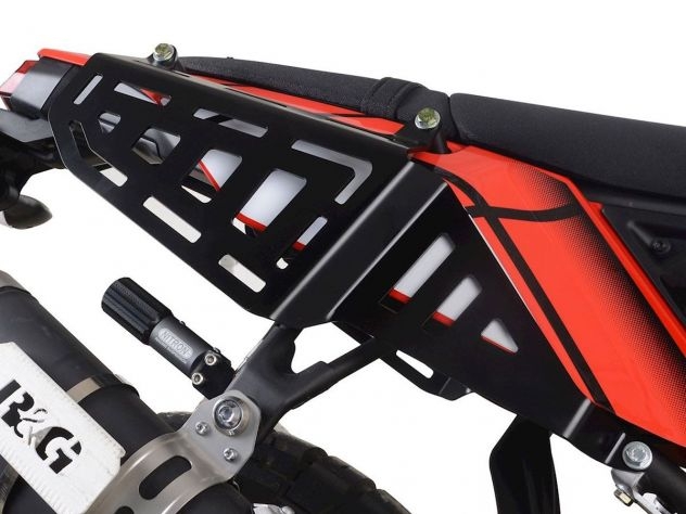 R&G SIDE PANNIERS SUPPORTS FRAME...