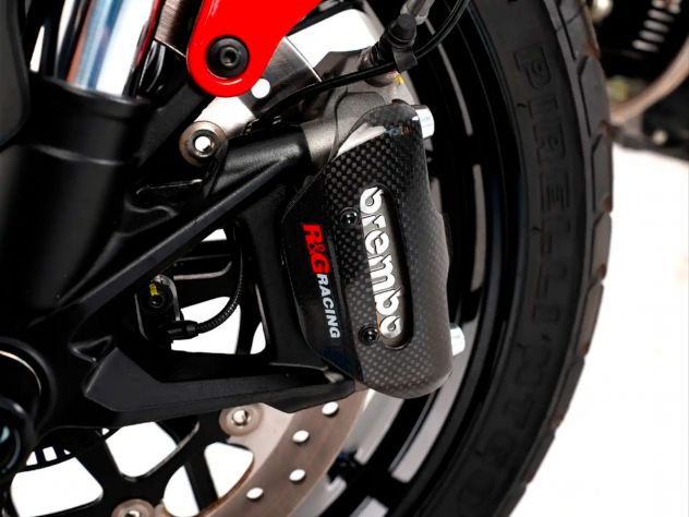 R&G PAIR CARBON COVERS FOR BREMBO...