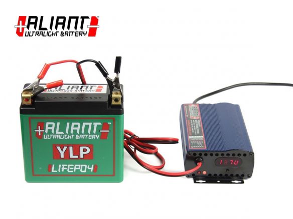 FAST BATTERY CHARGER ALIANT FOR UNIVERSAL LITHIUM BATTERIES