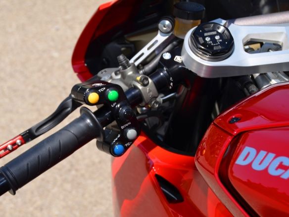 CPPI08  PULSANTIERA RACING PLUG AND PLAY DUCABIKE DUCATI PANIGALE V4